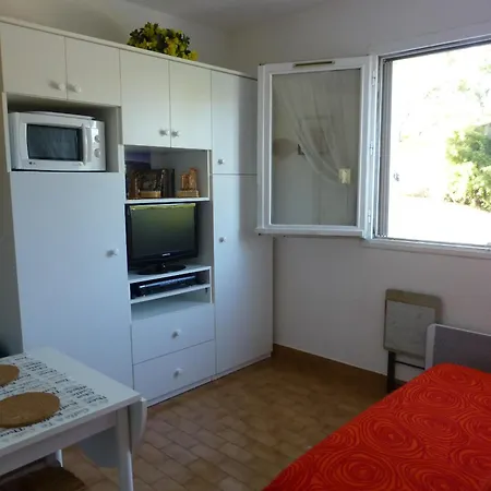 Joli A Apartment